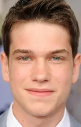 Лиам Джеймс